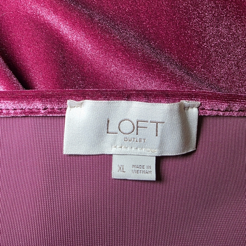 Loft Outlet Adjustable Strap Velvety Camisole Tank- Size XL Maroon/Burgundy - Picture 7 of 7